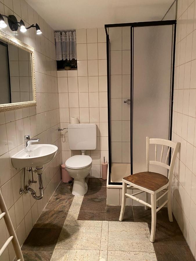 カッペル・グラーフェンハウゼンCasa Bianca Souterrainアパートメント エクステリア 写真